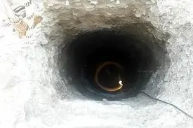 تصاویری از سقوط زن ۳۸ ساله به چاه پمپ‌بنزین آزادگان