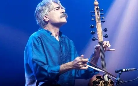 کیهان کلهر جایزه مرد سال موسیقی جهان را دریافت کرد