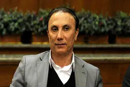 درخشان: پرسپولیس با ادامه این تفکر دچار چالش جدی می‌شود