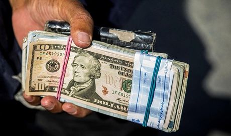 حرکت د‌لار به سوی مرز مقاومتی