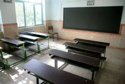 نامه اعتراضی دانش‌آموز ۱۳ساله به بددهنی‌ معلم خود