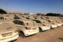 گمرک ایران اعلام کرد؛ وزیر صمت دستور ترخیص ۱۰۴۸ خودروی دپو شده را صادر کرد
