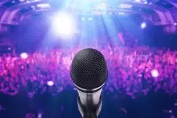 بررسی ماجرای سلبریتی‌های خواننده در گفتگو با رضا مهدوی وقتی همه دوست دارند خواننده شوند!