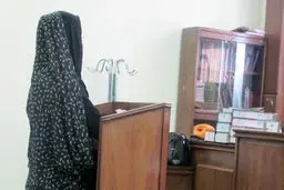 دختر جوان: من بیگناه هستم و مادرم را نکشته‌ام!