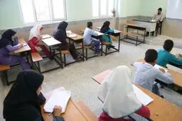 آمار هولناک از خطر ریزش کلاس‌های درس‌ روى سر دانش‌آموزان