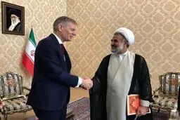 آقای ذوالنور ! راه تغییر از صندوق رأی می‌گذرد نه رگ گردن