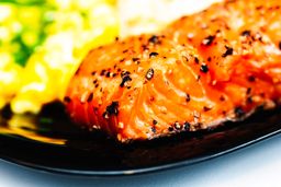 برای جلوگیری از ریزش مو این مواد غذایی را فراموش نکنید