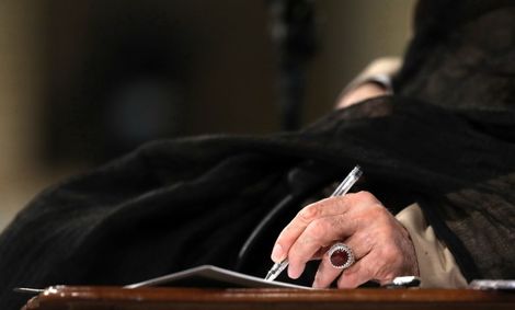 به مناسبت میلاد پیامبراعظم (ص) و امام جعفر صادق (ع) صورت گرفت؛ موافقت رهبر انقلاب با عفو و تخفیف مجازات تعدادی از محکومان