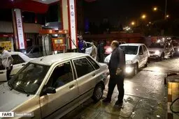 سهمیه بندی بنزین؛ اعتراضات در پی گران شدن بنزین در چند شهر کشور