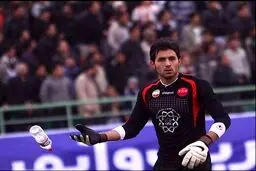 یک دروازه‌بان از پرسپولیس شکایت کرد