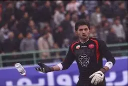 یک دروازه‌بان از پرسپولیس شکایت کرد