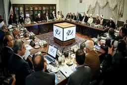دوعضوی که جلسات شورای انقلاب فرهنگی را به محل دعوای شخصی تبدیل کرده اند