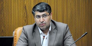 روحانی به صورت مستمر درباره سهمیه‌بندی سوخت به مردم گزارش دهد/ لزوم نظارت بر بازار