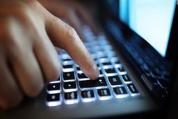 اعطای یک گیگابایت اینترنت به همه مشترکان موبایل