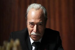 علی نصیریان با «هفت» قرارداد بست