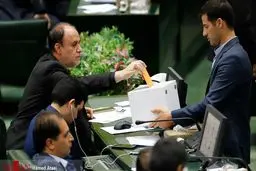 یک نماینده مجلس: اعلام «پرداخت یارانه معیشتی به ۶۰ میلیون ایرانی» راستی‌آزمایی شود