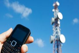 امواج آنتن‌های تلفن همراه برای بدن ضرر دارد؟