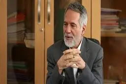 دولت روحانی در توجیه مردم خوب عمل نکرد/ باید با مردم شفاف‌تر سخن گفت