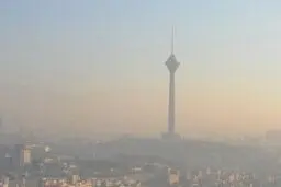 وضعیت هوای تهران در ۹ آذر؛ هنوز ناسالم برای تمامی گروه‌های جامعه