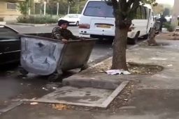 سقوط اخلاق در سطل زباله