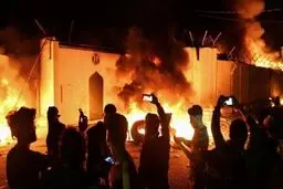 اردشیر پشنگ پاسخ داد ریشه تعرض به اماکن دیپلماتیک ایران در عراق کجاست؟