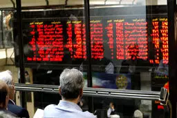 تقابل چهار الگو در بورس