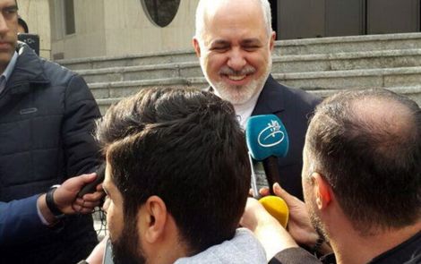 در حاشیه هیات دولت واکنش ظریف به شایعه استعفایش