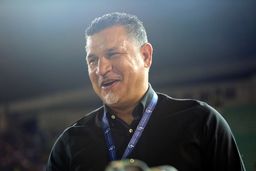 علی دایی: پرسپولیس کار نشدنی انجام داد