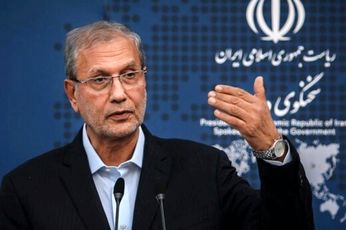 واکنش سخنگوی دولت به تماس تلفنی رضا پهلوی با خانواده یکی از کشته شدگان حوادث اخیر