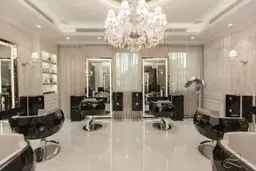 کچل شدن عروس در آرایشگاه معروف غرب تهران!