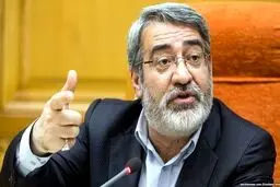 در کشاکش استیضاح
