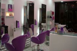 زن جوان: آرایشگر ناشی روزگارم را سیاه کرد