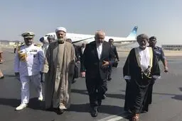 ادعای یک رسانه لبنانی درباره علت سفر ظریف به عمان