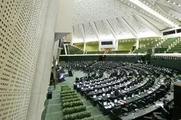 لزوم جوانگرایی در مجلس آینده/ آیا زمان کنار رفتن نسل اولی ها نرسیده است؟