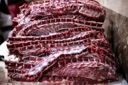 دلیل اختلاف چشمگیر قیمت گوشت از مبدا تا مقصد چیست؟ / دلال‌ها گوشت را ۴۵ هزار تومان گران کردند