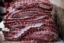 دلیل اختلاف چشمگیر قیمت گوشت از مبدا تا مقصد چیست؟ / دلال‌ها گوشت را ۴۵ هزار تومان گران کردند