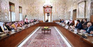 در دیدار رؤسای قبایل سوریه لاریجانی: آمریکا فقط به دنبال نفت سوریه است/ ملت رشید سوریه نیاز به قیّم ندارند