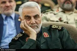 دو تصویر از رابطه صمیمانه فرزندان رهبر انقلاب با سردار سلیمانی