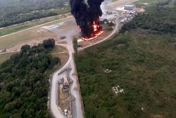 حمله الشباب به «پایگاه هوایی آمریکا» در کنیا