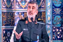 فرمانده هوافضای سپاه: انتقام شهید سلیمانی حتی با کشتن ترامپ هم پایان نمی پذیرد