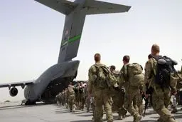 ای‌بی‌سی نیوز: پایگاه‌های نظامی در داخل آمریکا هم آماده‌باش هستند