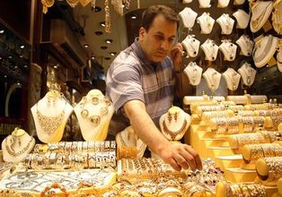 چه‌کسی از قیمت‌ واقعی طلا و دلار خبر دارد؟