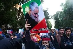 دو ابزاری که همیشه در کوله پشتی سردار سلیمانی بود /خاطره روزی که اولین فرزند حاج قاسم به دنیا آمد