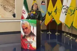 سردار حاجی زاده: ده‌ها نفر در حمله موشکی به عین الاسد کشته شده‌اند/ ضربات موشکی در کل منطقه ادامه خواهد داشت
