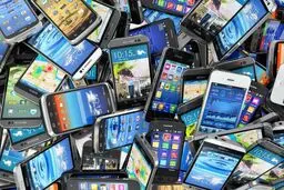 کاهش ۱۵ درصدی قیمت گوشی ها در بازار