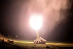 یک منبع آمریکایی به تلویزیون فوجی؛ در حمله موشکی ایران حداقل۲۰ نفر کشته و مجروح شده‌اند