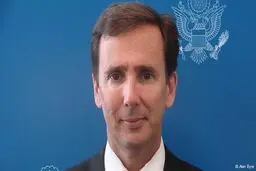 در ادامه جدال توییتری؛ واکنش سخنگوی فارسی زبان دولت اوباما به توئیت فارسی ترامپ