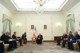 روحانی: بروز جنگ و تنش در منطقه می‌تواند بسیار خطرناک باشد