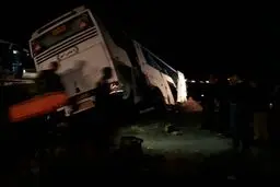 واژگونی اتوبوس مشهد ـ بندرعباس در کرمان/۳۸ نفر کشته و مصدوم شدند