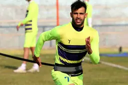 مهاجم مورد نظر پرسپولیس از تیمش اخراج شد